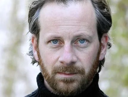 Fabian Busch