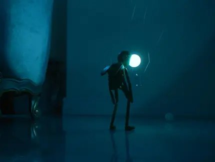 Arash Nassiri, A Bug’s Life, Production Image, 2025. In Auftrag gegeben von Chisenhale Gallery, London; Fluentum, Berlin; und Fondation Pernod Ricard, Paris. Produziert von Chisenhale Gallery.