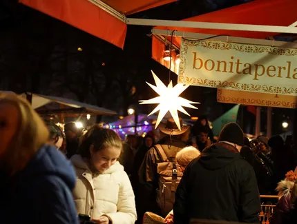 Publikum Advent Leonhardtstraße