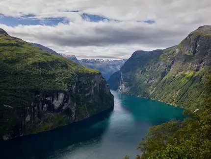 Veranstaltungen in Berlin: Vernissage zur Ausstellung "Norwegen - Land der Fjorde und Trolle"