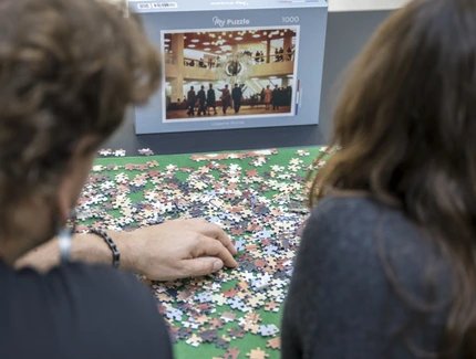 Besuchende beim Thementag "Ohne Ende Palast. Erinnerungen an den Palast der Republik"