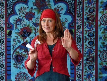 Von Frost & Schnee & Warmer Stube I ErzählTheater mit Sabine Kolbe