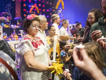 Día de los Muertos im Humboldt Forum/ Zeremonien an der Ofrenda