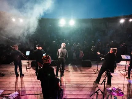 Open Air Saison im Luftschloss!