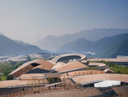 Nationales Bob- und Rodelzentrum Yanqing im Wettkampfareal der Olympischen Winterspiele 2022 in Peking