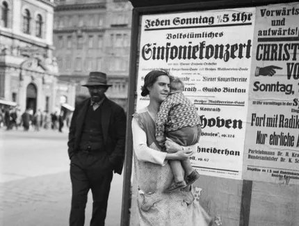 »Frau mit Kind«, Wien, 1930