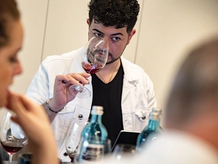 Serhat Aktas am verkosten