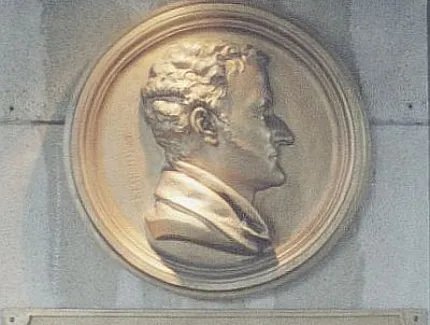 Denkmal des Schriftstellers Hoffmann am Gendarmenmarkt