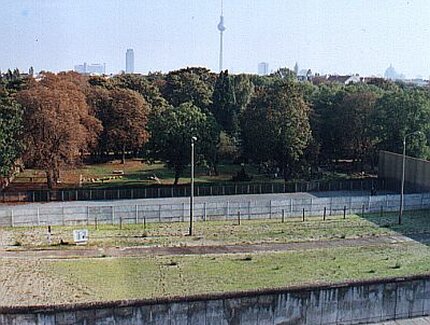 Mauerstreifen Bernauer Straße in Berlin