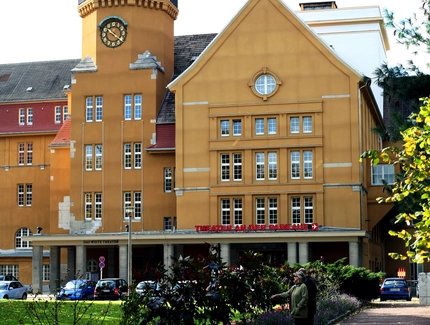 Theater an der Parkaue, Außenaufnahme