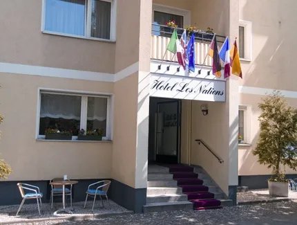 Außenansicht Les Nations