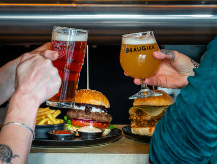 Bräugier Ostkreuz: Craft beer & Burger