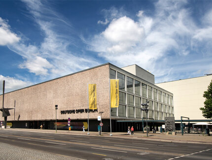 Vista esterna della Deutsche Oper di Berlino