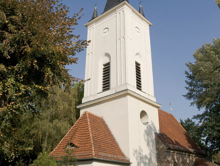 Dorfkirche und Kirchgarten Stralau