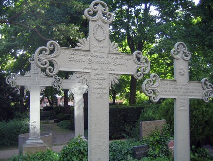 Eisenkreuze auf dem Dorotheenstädtischen Friedhof