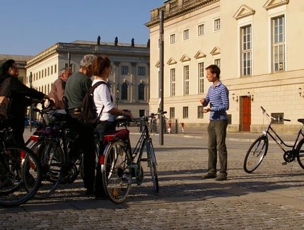 FreeBerlinTours_Breitbild Gruppe