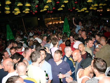 HAFEN Bar : vie nocturne & culture club à Berlin Schöneberg