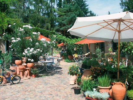 Mother Fourage Courtyard Café and Culture Barn in Berlin