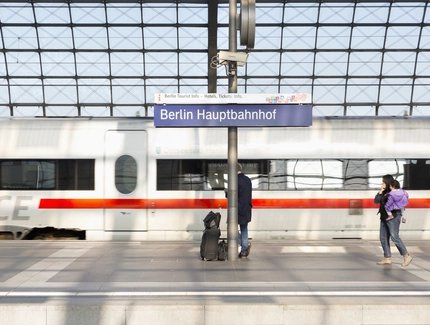 Bahnhit - Visit Berlin by train