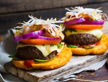 Street Food Cheeseburger
