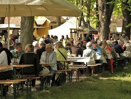 Kunst + Wein in Lichtenrade in Berln
