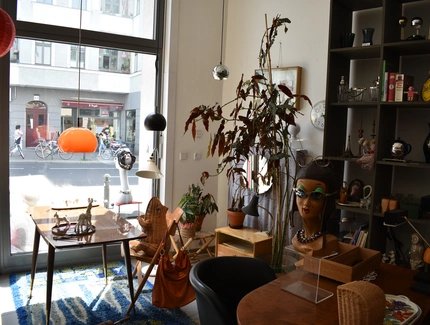 BOST_Vintage Laden