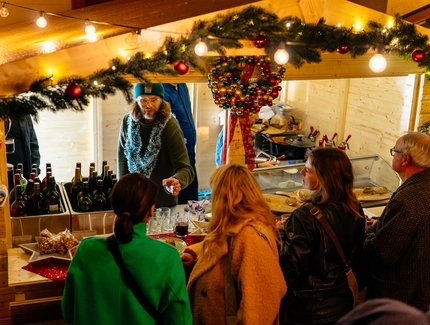 WEINachtsmarkt - Weihnachtsmarkt beim Weinlobbyist