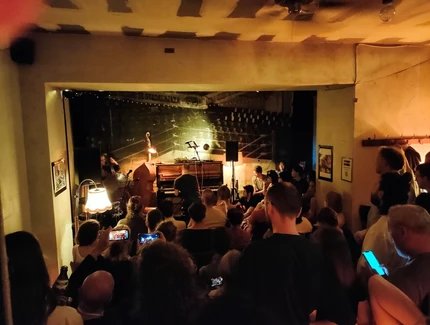 Jazz Bar Donau115 in Berlin: Bühne