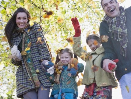 Family on an autumn outing in Berlin