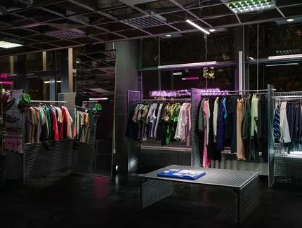 Wear shop 2025