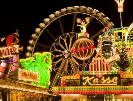 Der große Berliner Weihnachtsmarkt - Wintertraum am Alexa