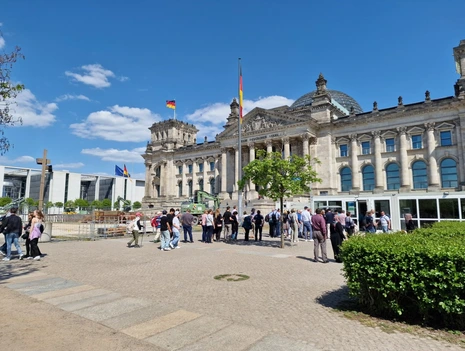 Guided tour: Government District, including the Reichstag & Dome