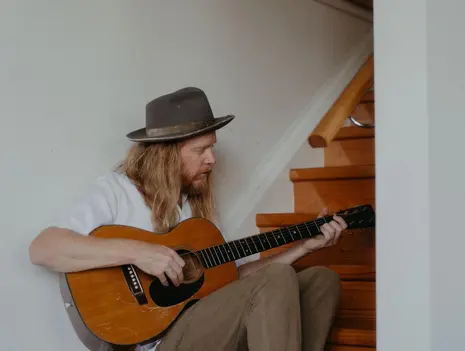 Stu Larsen - The Solitude Tour