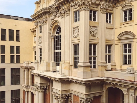 Bärentouren: The Berlin City Palace and its Periphery
