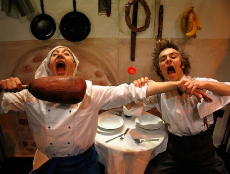 The furious kitchen circus