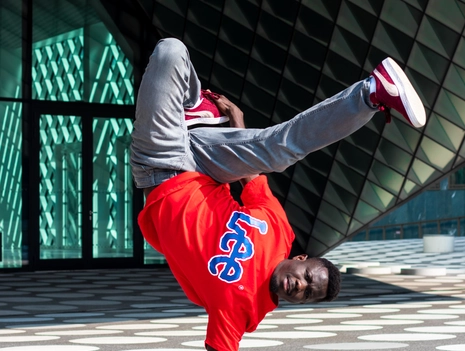 Move Together – Dance Connects