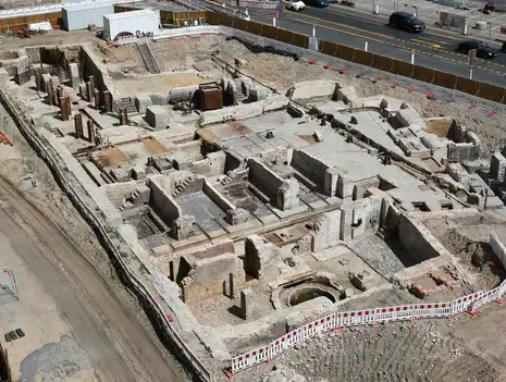 The Old Power Plant behind the Red City Hall—a milestone on the path to Elektropolis
