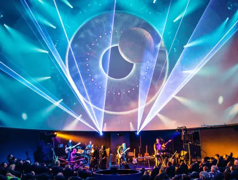 Distant Bells – The Music of Pink Floyd Live Under the Stars