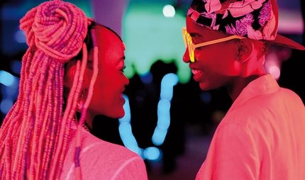 Show image caption ›Rafiki‹, Kenia 2018, Regie: Wanuri Kahiu, Bild: Salzgeber