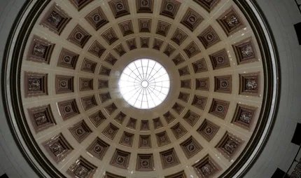 Blick in die Kuppel der Rotunde des Alten Museum
