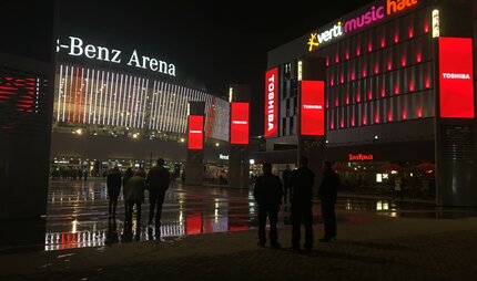 Mercedes-Benz Arena und verti music hall