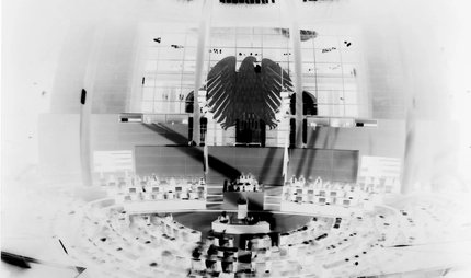 Zeitenwende PhotonenSpur und Paragraphen