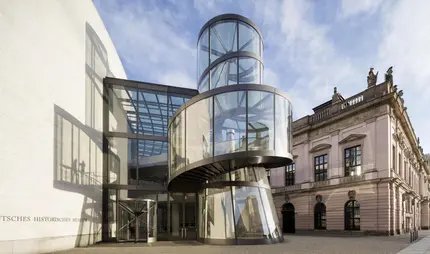 Deutsches Historisches Museum mit Ausstellungshalle Zeughaus