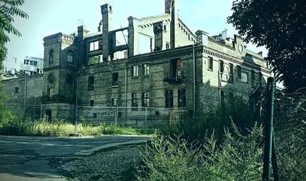 Halloween - The Abandoned Factory