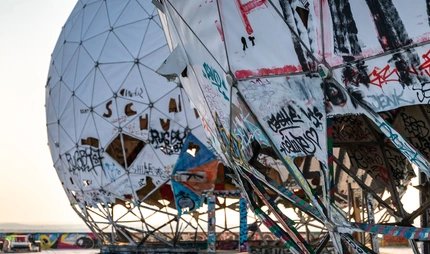 Die Abhörstation auf dem Teufelsberg Die Abhörstation auf dem Teufelsberg
