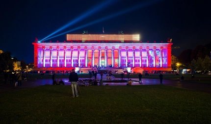 Illuminiertes Altes Museum bei der Langen Nacht der Museen