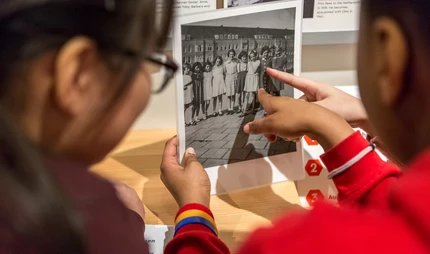 Ausstellung "Alles über Anne" im Anne Frank Zentrum Berlin