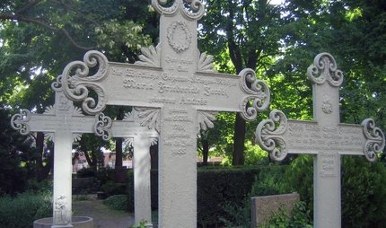 Eisenkreuze auf dem Dorotheenstädtischen Friedhof