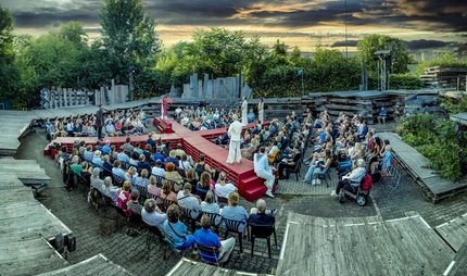 Hamlet im open Air Theater Globe
