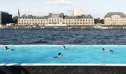 Badeschiff Arena 